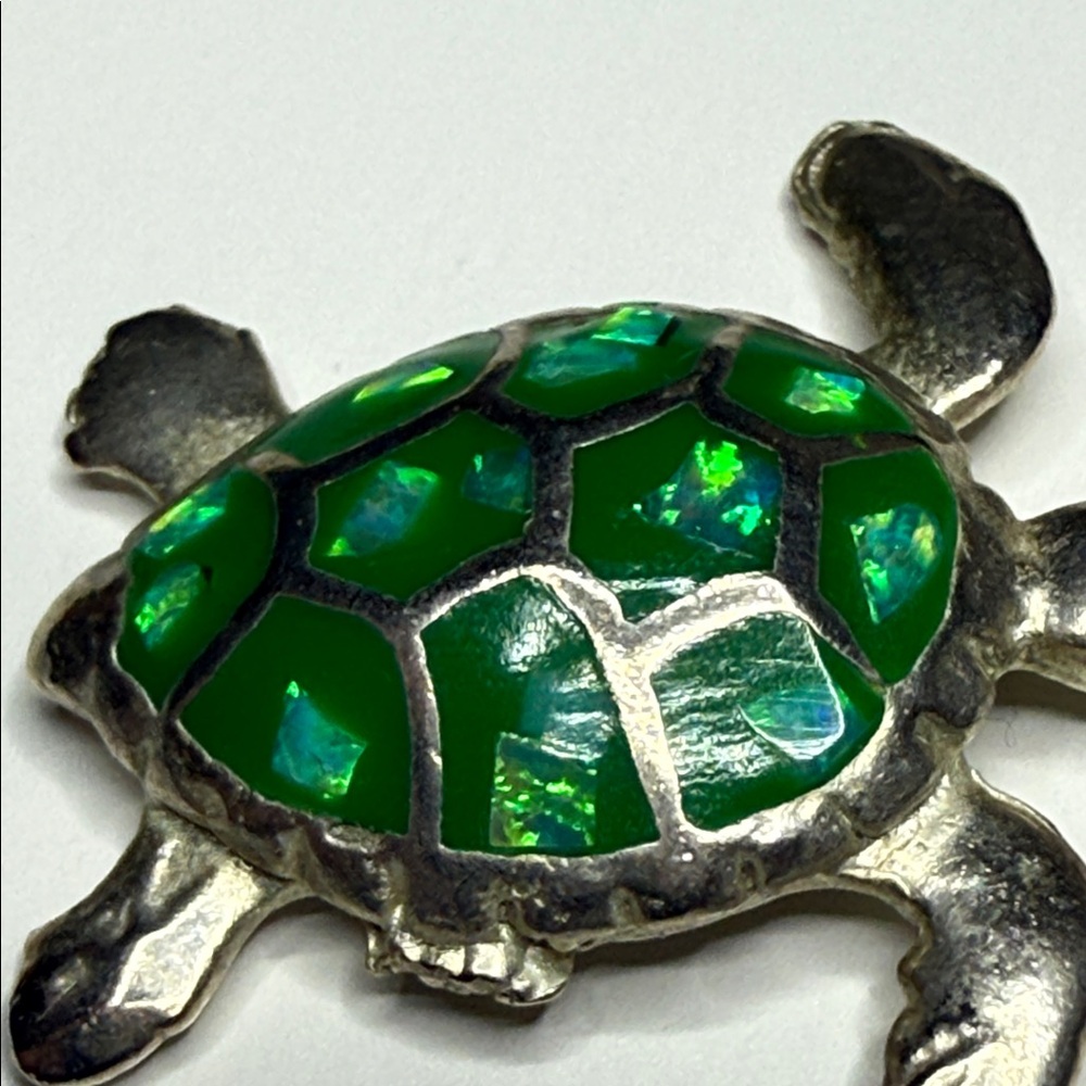 Silver tone (untested) Mexico Turtle Pendant jelly belly charm gorgeous color - Picture 7 of 16